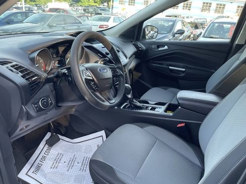 Used 2017 Ford Escape SE AWD/4WD image 10