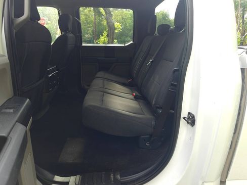 Used 2018 Ford F150 XL w/ Equipment Group 101A Mid AWD/4WD image 16