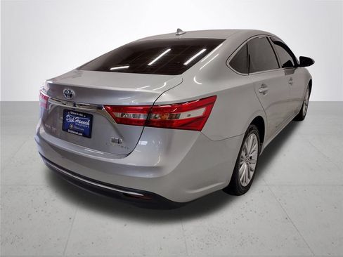 Used 2018 Toyota Avalon Limited w/ Carpet Mat Package FWD image 14
