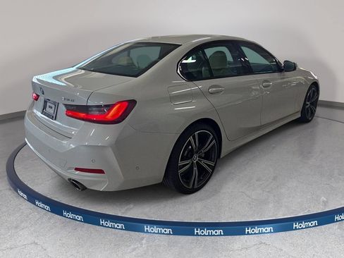 Used 2023 BMW 330i Sedan w/ Parking Assistance Package RWD image 6