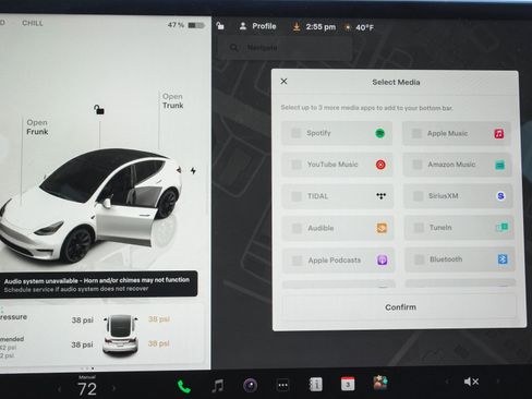 Used 2022 Tesla Model Y Long Range image 16