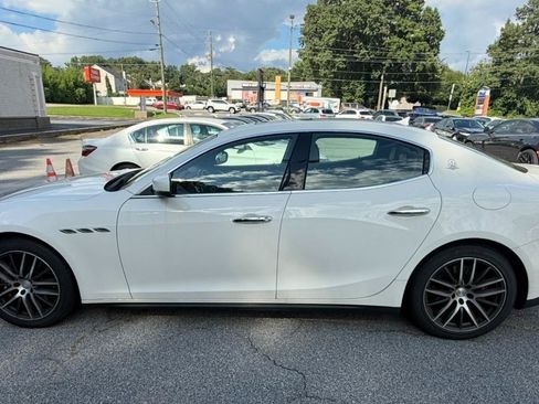 Used 2017 Maserati Ghibli S RWD image 5