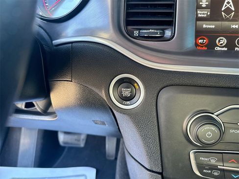 Used 2022 Dodge Charger R/T w/ Blacktop Package image 22