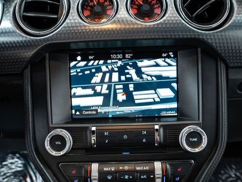 Used 2017 Ford Mustang GT Premium w/ GT Performance Package RWD image 29