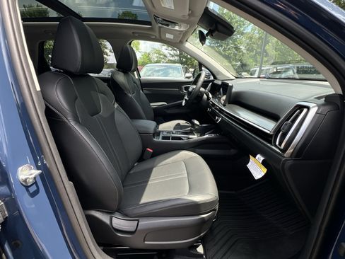 New 2026 Kia Sorento S w/ S Panoramic Sunroof Package FWD image 35