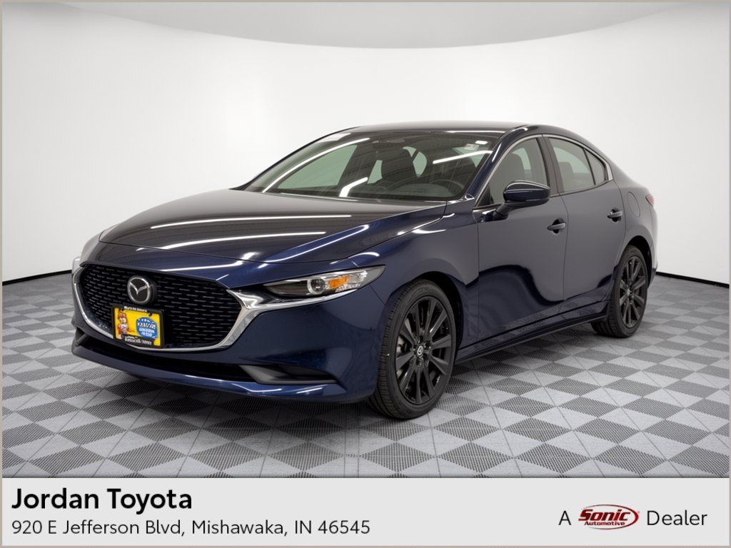 Used 2024 MAZDA MAZDA3 s FWD image 1