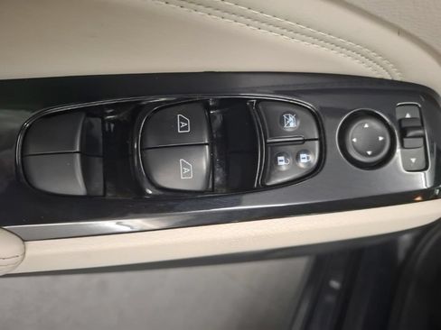 Used 2020 Nissan Altima 2.5 SL FWD image 15