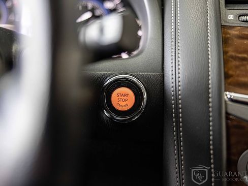 Used 2019 Nissan Armada Platinum AWD/4WD image 30