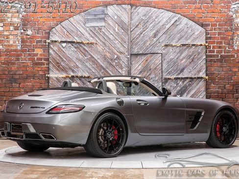 Used 2014 Mercedes-Benz SLS AMG GT Roadster w/ Designo Style Package image 21