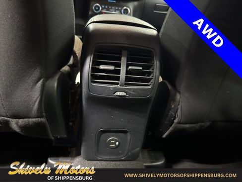 Used 2020 Ford Escape SE image 26