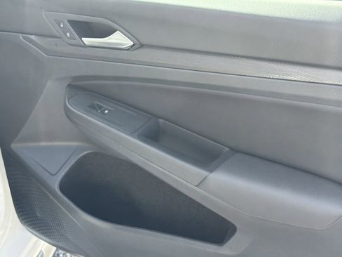 Used 2022 Volkswagen GTI SE image 16