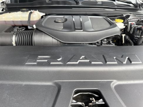 Used 2025 RAM 1500 Big Horn AWD/4WD image 16