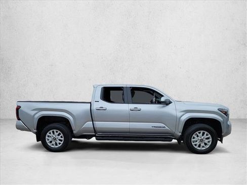 Used 2024 Toyota Tacoma SR5 image 5