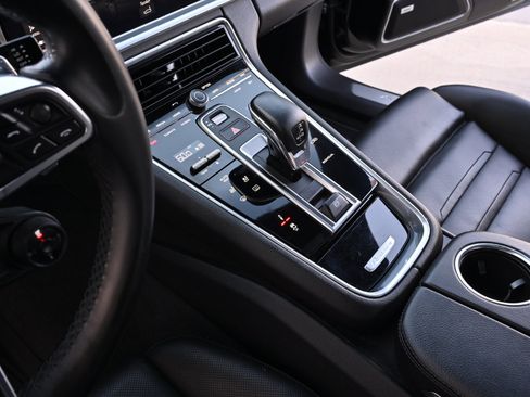 Used 2018 Porsche Panamera 4 AWD/4WD image 24
