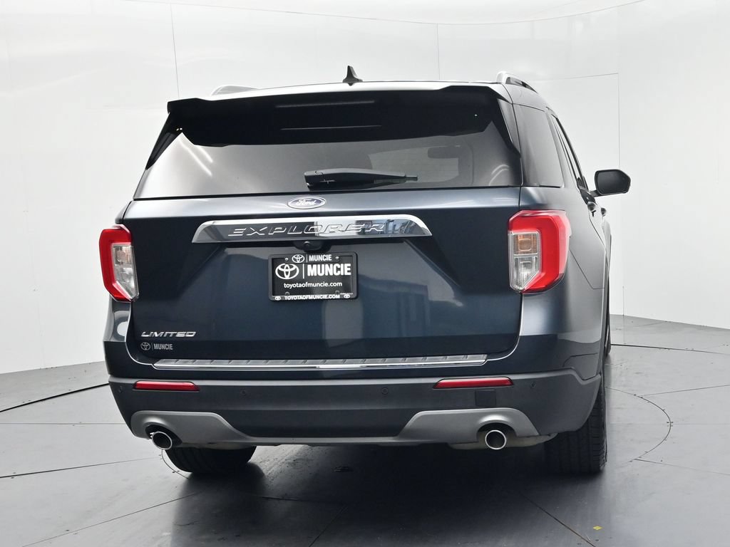 Used 2023 Ford Explorer Limited w/ Equipment Group 301A RWD image 7