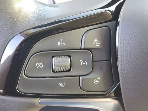 Used 2023 Buick Enclave Avenir w/ Avenir Technology Package FWD image 24