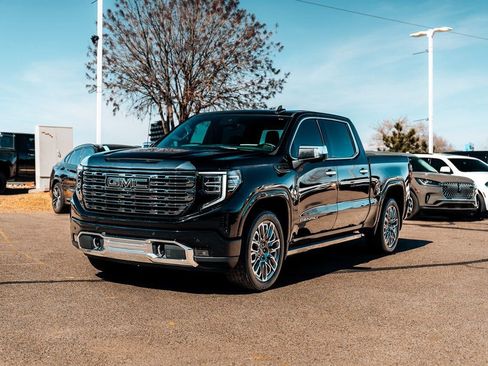 Used 2023 GMC Sierra 1500 Denali Ultimate image 3