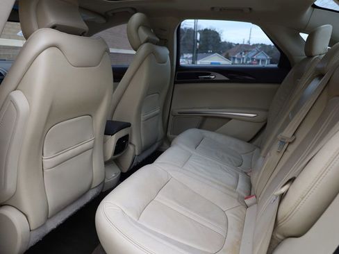 Used 2014 Lincoln MKZ w/ Equipment Group 102A Reserve image 19