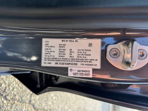 Used 2023 Tesla Model 3 Standard Range image 22