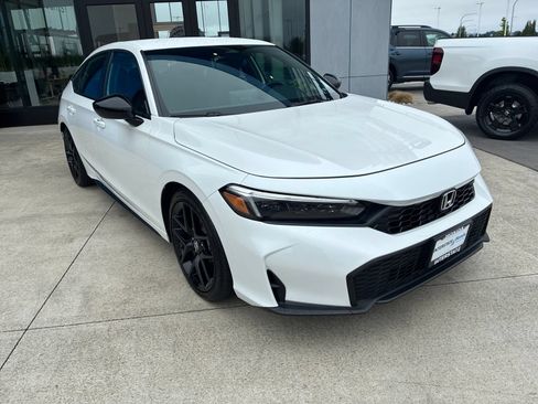 Used 2026 Honda Civic Sport image 3