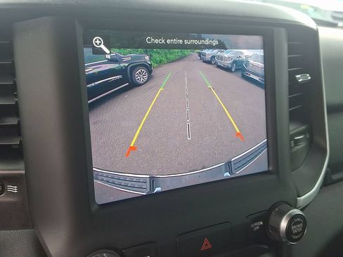 Used 2021 RAM 1500 Big Horn AWD/4WD image 17