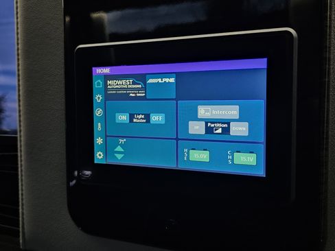 Used 2024 Mercedes-Benz Sprinter 3500 image 9