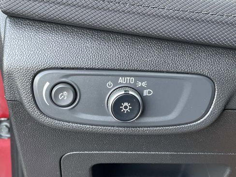 Used 2025 Chevrolet TrailBlazer LT image 19