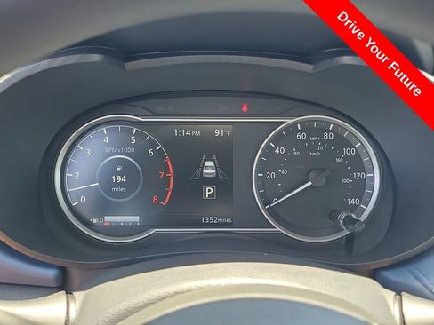 Used 2025 Nissan Versa SV w/ Trunk Package FWD image 9