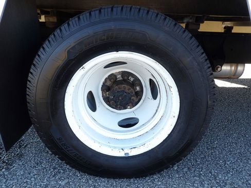 Used 2021 Ford E-350 and Econoline 350 Super Duty RWD image 45