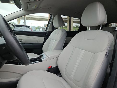 Used 2025 Hyundai Tucson SEL FWD image 16