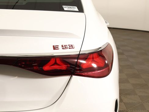 Used 2026 Mercedes-Benz E 53 AMG e 4MATIC Sedan image 21