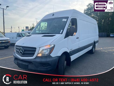 Used 2015 Mercedes-Benz Sprinter 3500 image 3