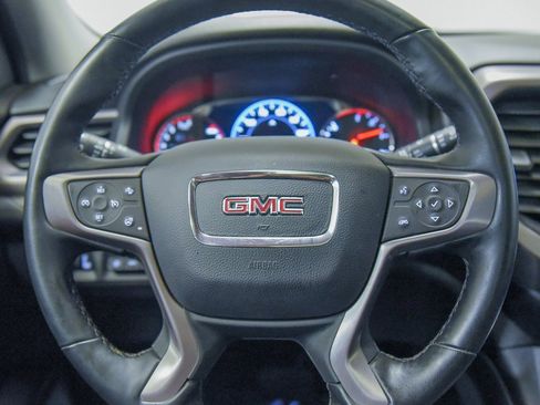 Used 2023 GMC Acadia AT4 image 30