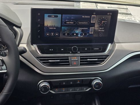 New 2026 Nissan Altima 2.5 SR FWD image 15