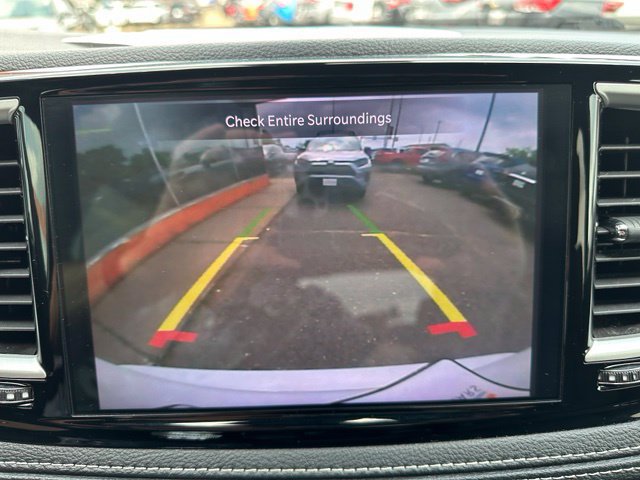 Used 2023 Chrysler Pacifica Touring FWD image 31