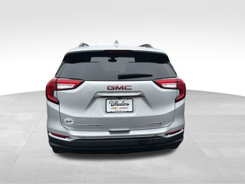 Used 2022 GMC Terrain AT4 w/ Infotainment Package II image 3