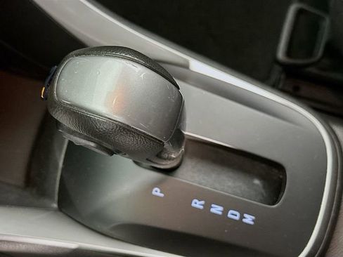 Used 2019 Chevrolet Trax LT w/ LT Convenience Package FWD image 16