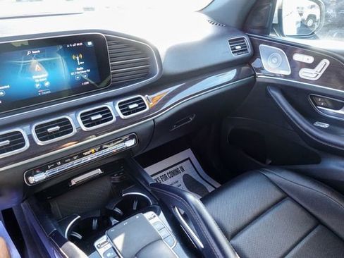 Used 2020 Mercedes-Benz GLE 350 4MATIC image 22