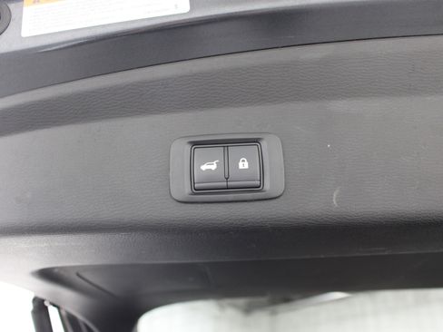 Used 2025 Mitsubishi Outlander SE AWD/4WD image 25