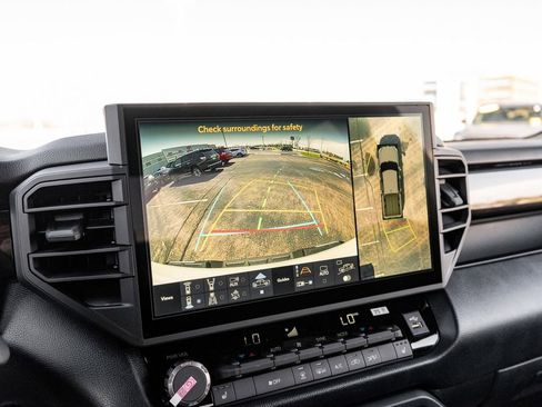 New 2026 Toyota Tundra SR5 AWD/4WD image 32