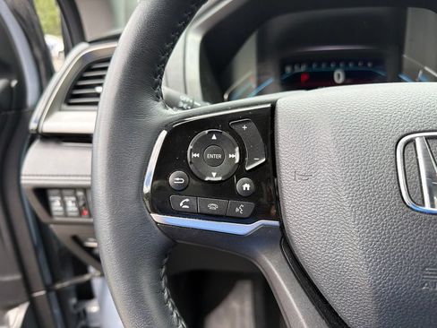 Certified 2024 Honda Odyssey Touring image 16