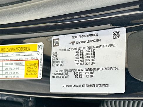 Used 2023 Cadillac Escalade Premium Luxury w/ LPO, Radiant Package image 35