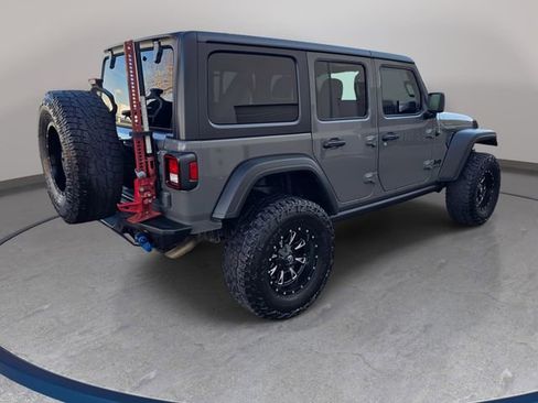 Used 2021 Jeep Wrangler Unlimited Willys image 6