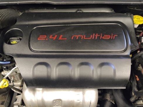 Used 2021 Jeep Compass Limited FWD image 30