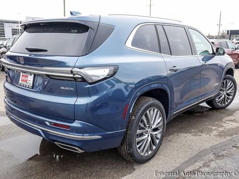 New 2026 Buick Enclave Avenir w/ Super Cruise Package FWD image 9