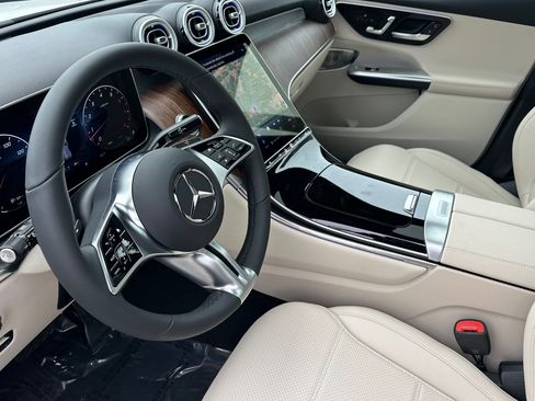 New 2026 Mercedes-Benz GLC 300 4MATIC image 10
