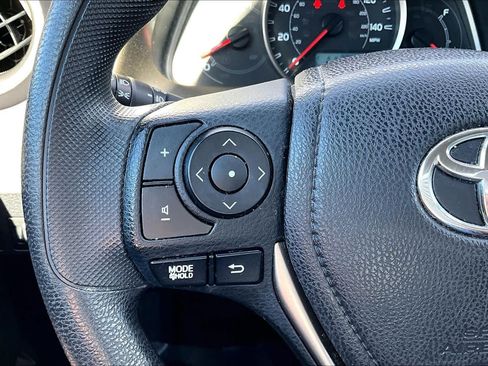Used 2015 Toyota RAV4 XLE AWD/4WD image 23