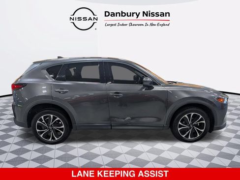 Used 2022 MAZDA CX-5 AWD 2.5 S w/ Premium Plus Pkg image 2
