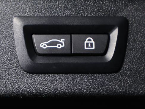 Used 2023 BMW X3 xDrive30i w/ Convenience Package image 18