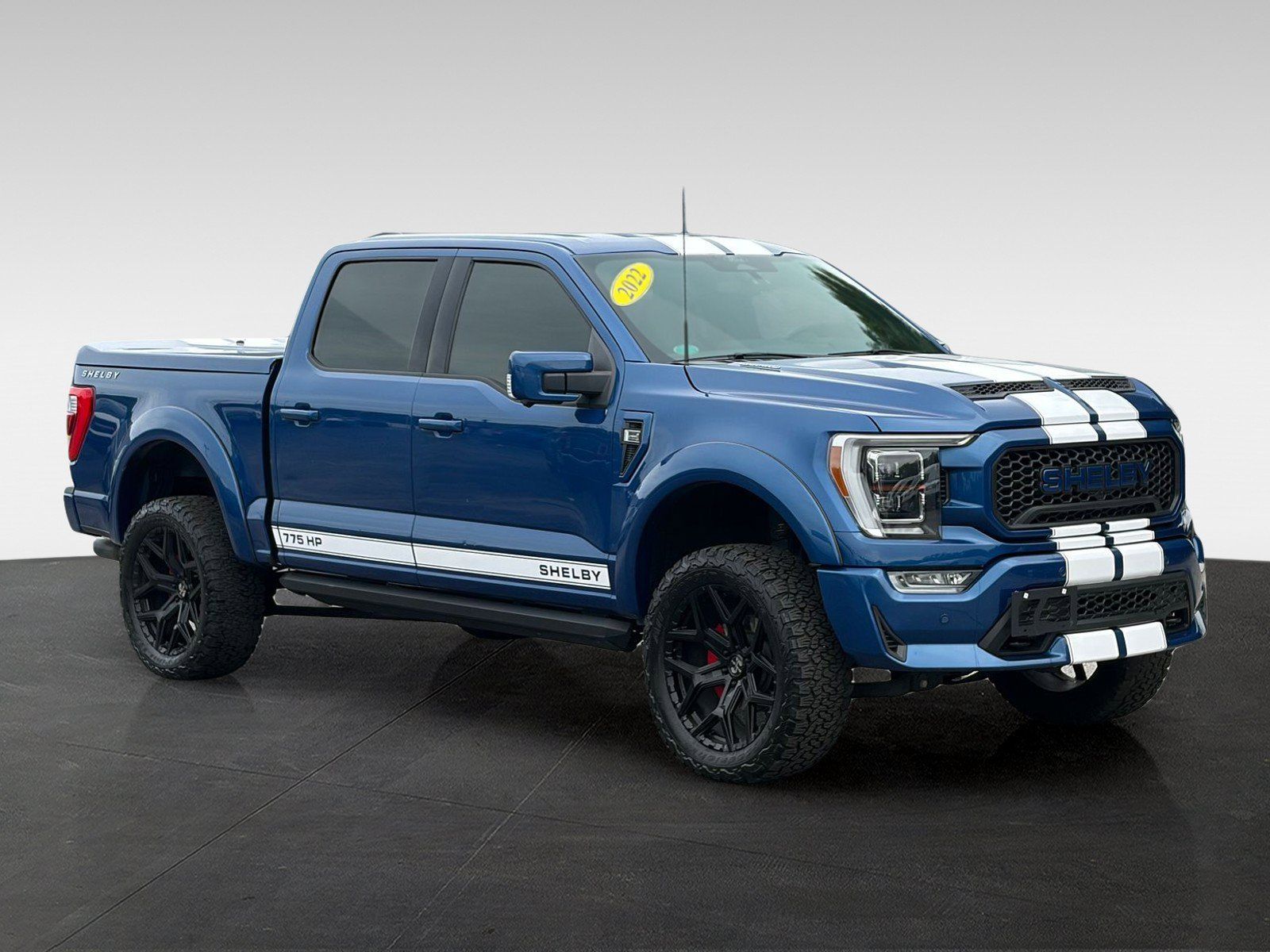 Used 2022 Ford F150 Lariat w/ Equipment Group 502A High AWD/4WD image 3